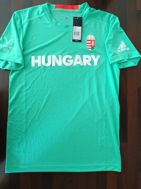 Adidas Hungary Magyarock cmeres szurkoli pl {M)