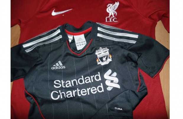 Adidas Liverpool kicsi, gyerek mez / 2011-12