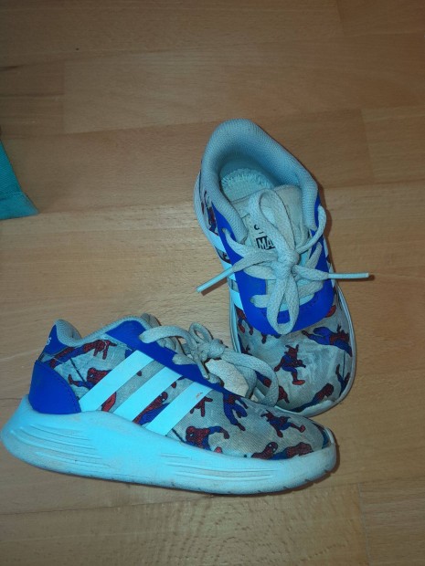 Adidas Marvel 23-as kisfi sportcip