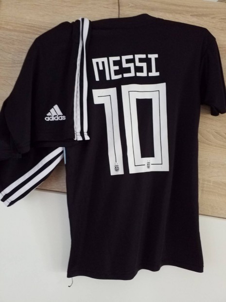 Adidas Messi foci szett 140 cm