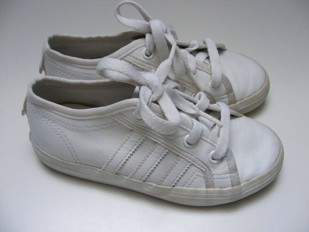 Adidas Nizza sportcip 30 1/2 mret