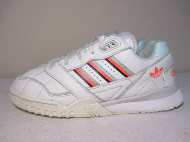 Adidas Originals A.R. Trainer sportcip 36-os