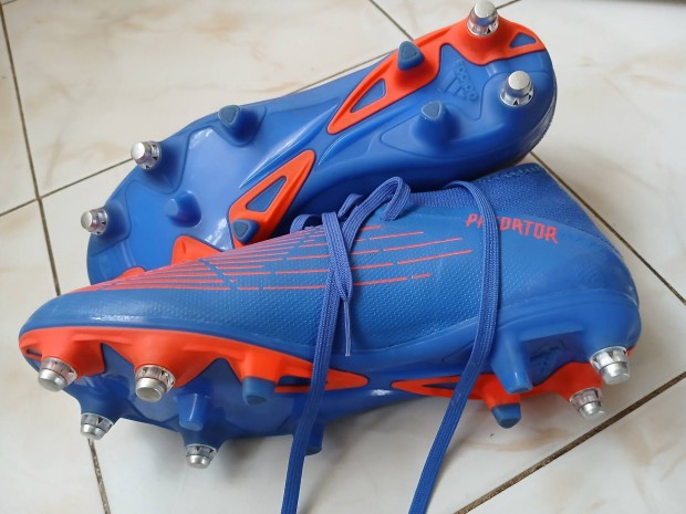 Adidas Predator focicip elad