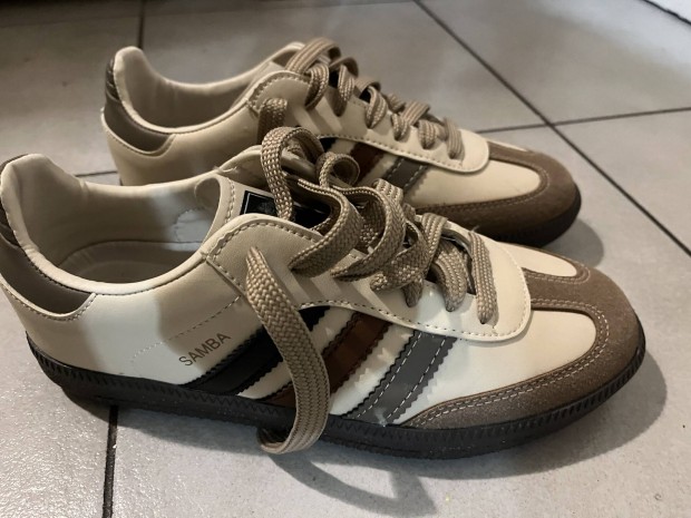 Adidas Samba 37 tornacip