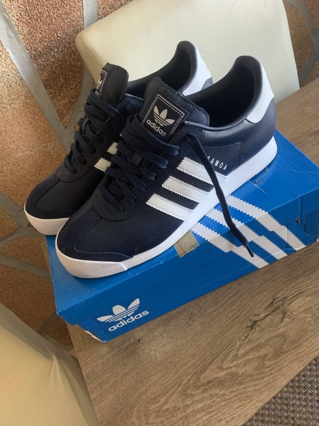 Adidas Samoa 44-es