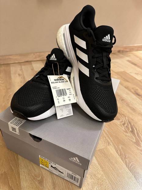 Adidas Solar Glide 5 futcip 41,5-es mret