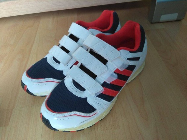 Adidas Sportcip 37-es