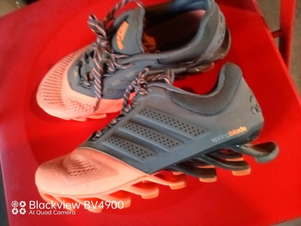 Adidas Springblade sportcip futcip cip