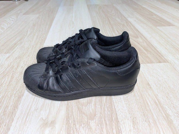 Adidas Superstar bőr cipő 36 2/3 -os