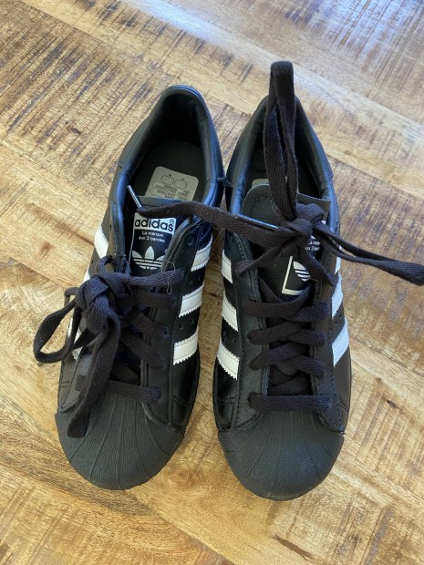 Adidas Superstar elad