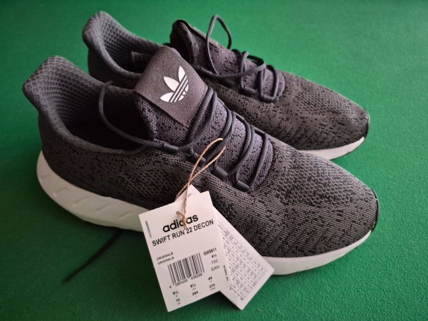 Adidas Swift Run 22 , 44-es, bth 28cm