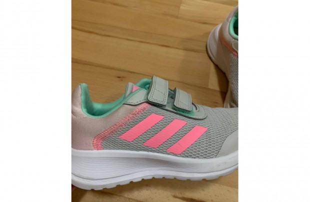 Adidas Tensaur Run futcip sportcip kislnyoknak 29-es