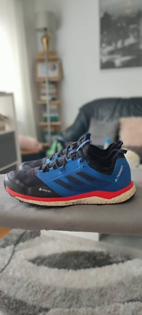 Adidas Terrex Continental cip olcsn elad 