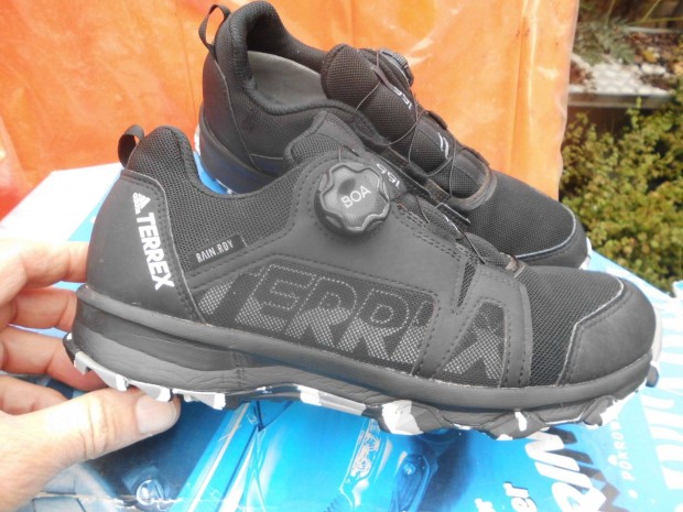 Adidas Terrex fekete 38 2/3-os terepcip elad,