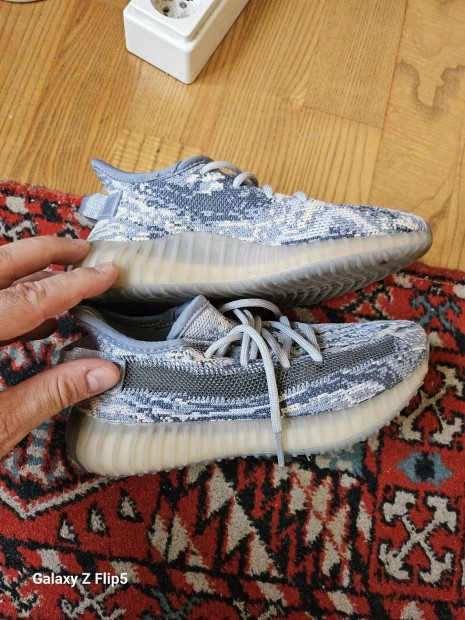 Adidas Yeezy Boost 350 gyerek cip!!