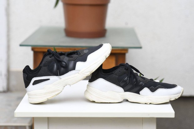 Adidas Yung-96 Torsion Eredeti Cipő Extra Méretű 48-as Sportcipő