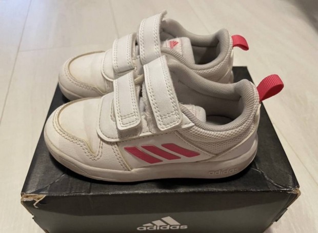 Adidas - Kislny sportcip