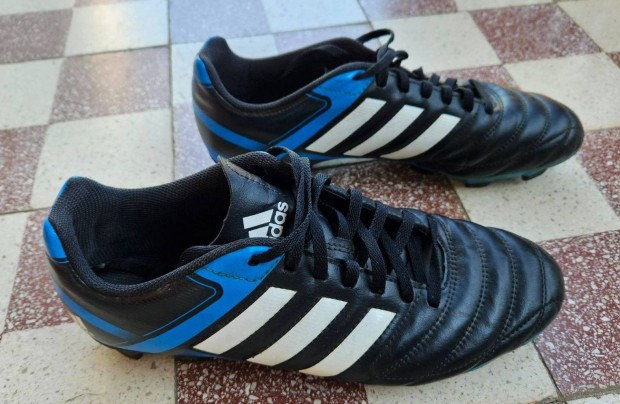 Adidas, stoplis focicip elad!