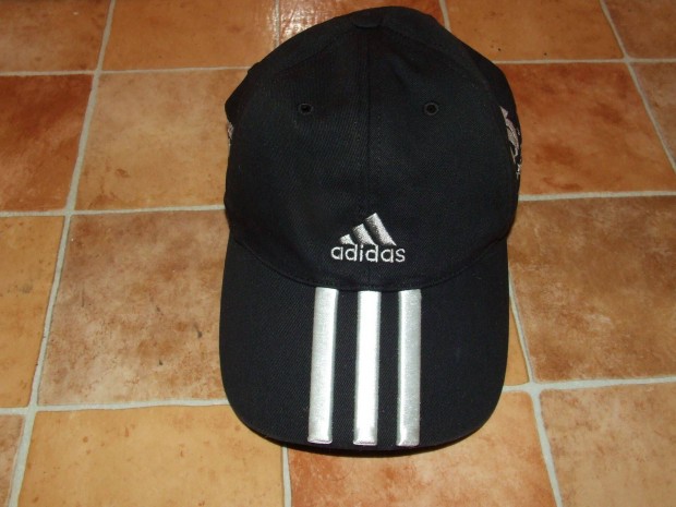 Adidas baseball sapka