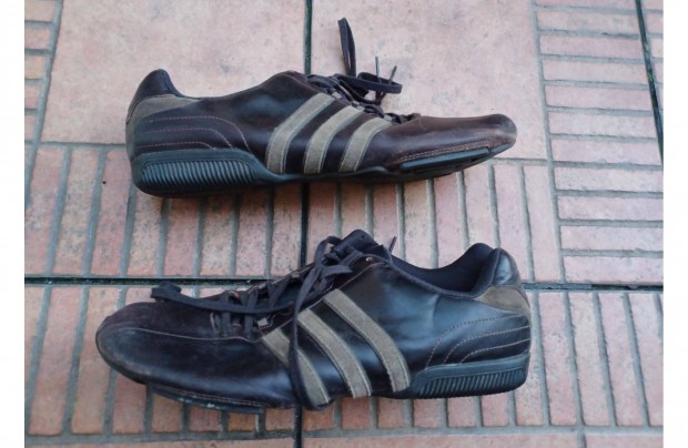 Adidas bőrcipő utcai cipő 44