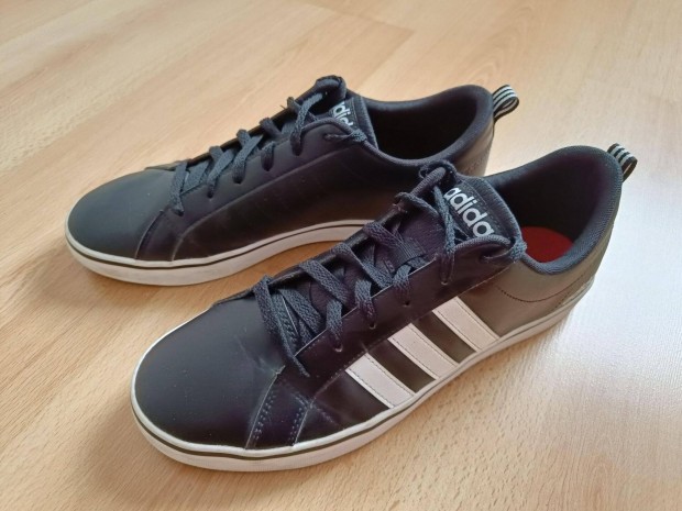 Adidas cip - alig hasznlt - 44-es mret