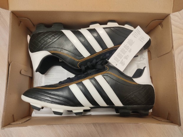 Adidas eredeti j 45 1/3-os foci futball cip 
