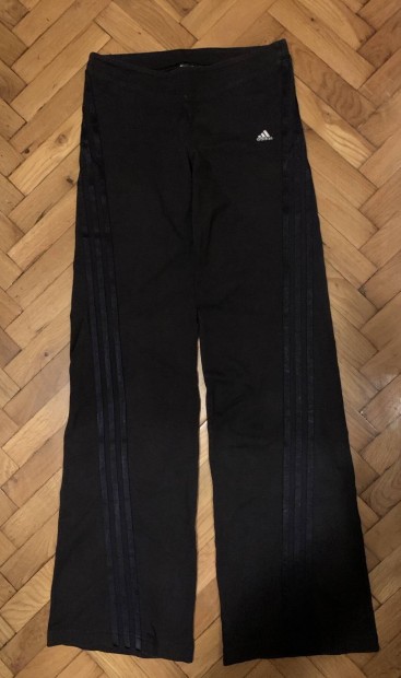 Adidas fekete bszr szabadid nadrg 38