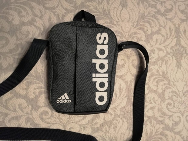 Adidas frfi fi oldaltska tska