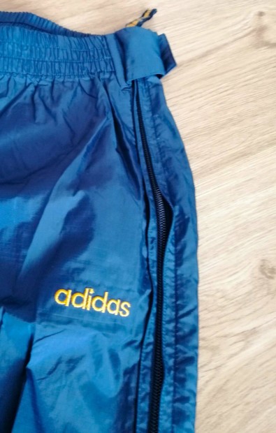 Adidas férfi melegítő nadrág