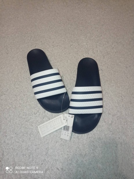 Adidas frfi papucs 