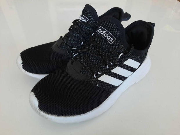 Adidas futcip elad 36-os mretben