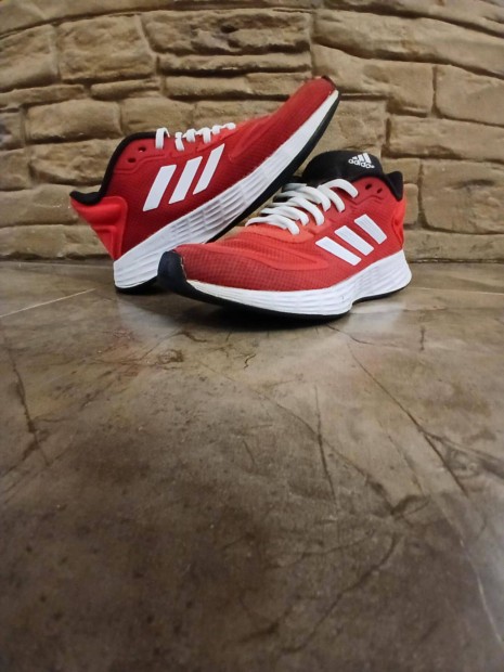 Adidas gyerek cip 36 -os mret