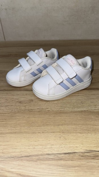 Adidas gyerek cip