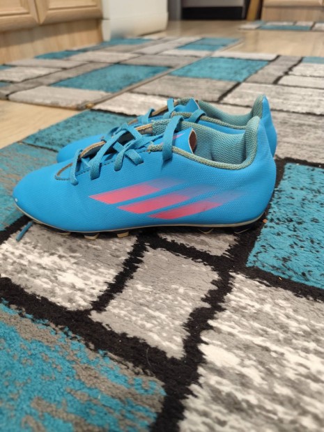 Adidas gyerek foci cip 