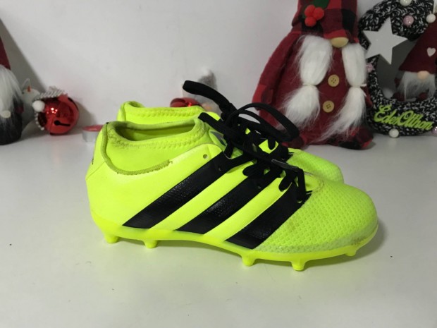 Adidas gyerek stoplis foci cip eur33