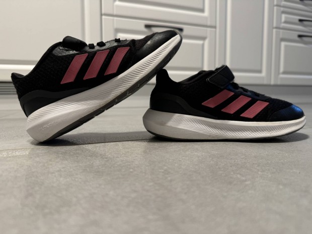 Adidas gyerekcip