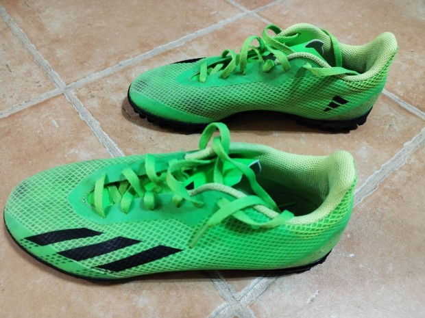 Adidas mfves focicip 40-es