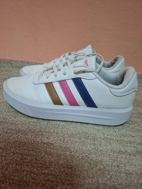 Adidas ni cip