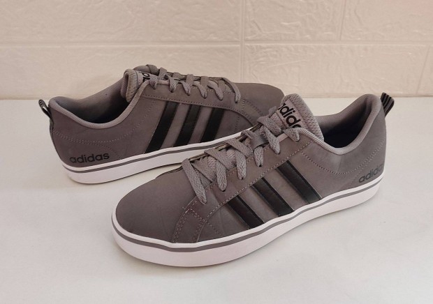 Adidas ni sportcip, sneakers 40-es