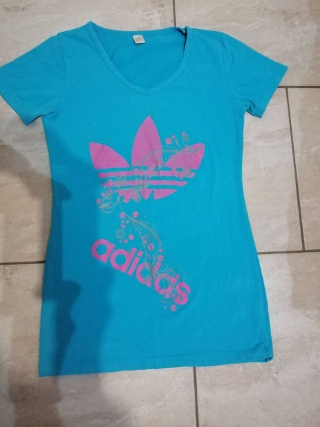 Adidas-ni szteccs pol