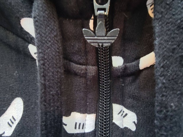 Adidas originals kapucnis pulóver