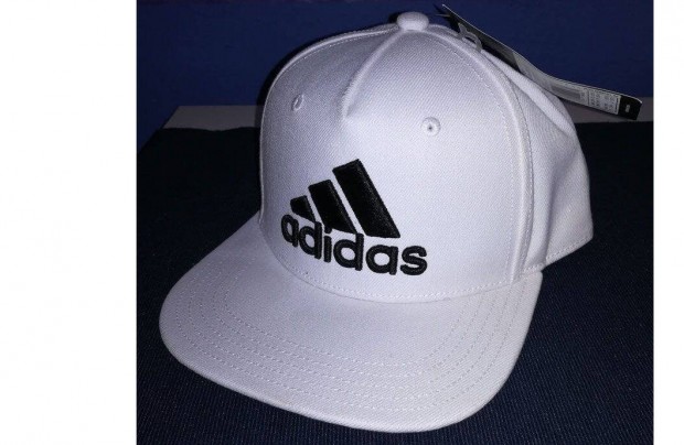 Adidas snapback fehr sapka