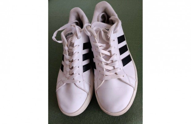 Adidas sportcip 40-es elad!