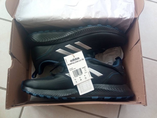 Adidas sportcip elad