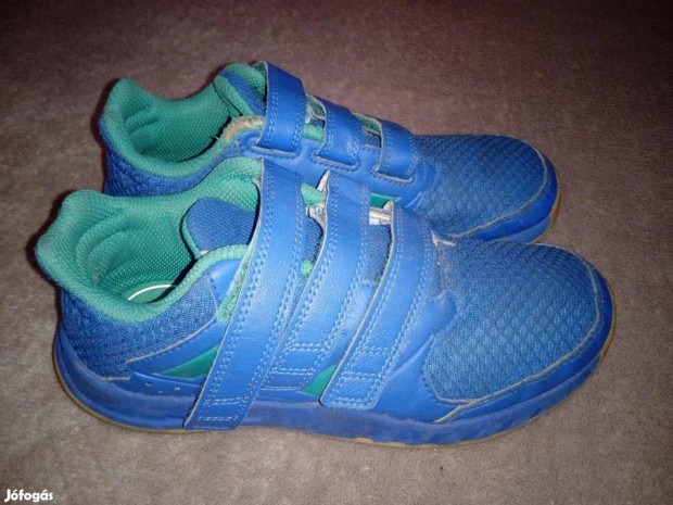 Adidas tpzras gyerekcip 34-e mretben elad!