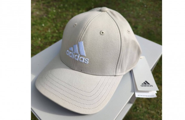 Adidas vajszn baseball sapka