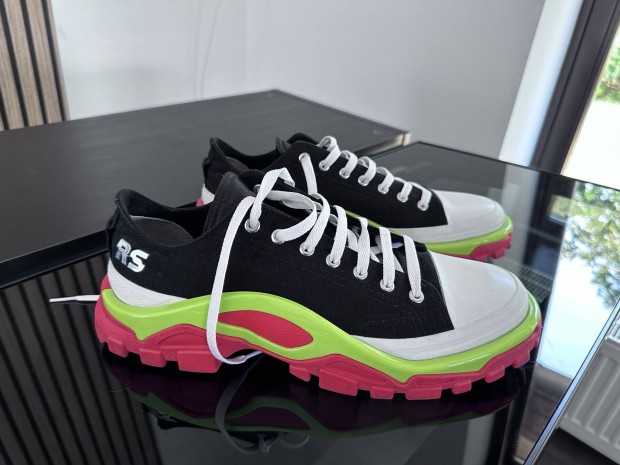 Adidas x Raf Simons Detroit cip