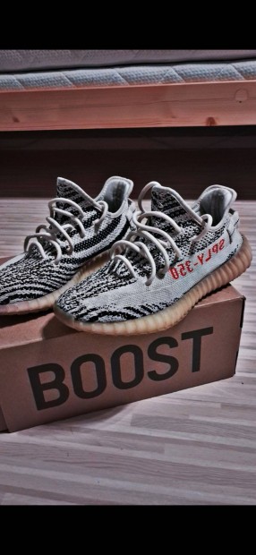 Adidas yeezy 350 zebra