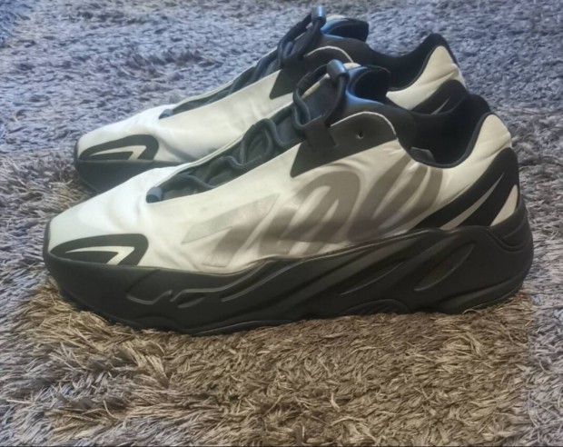 Adidas yeezy cip 