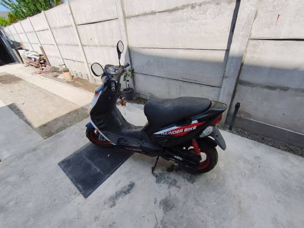Adly 50 2t mrobog